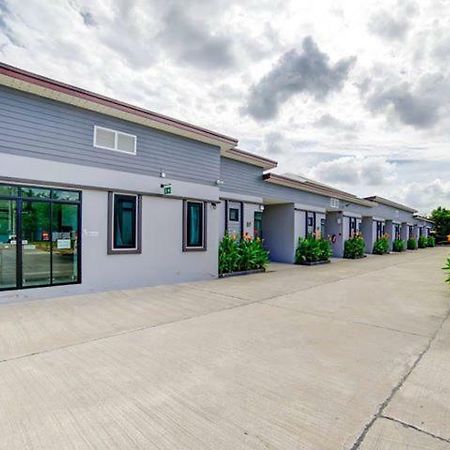 The Sleep Resort Chiang Mai Exterior photo