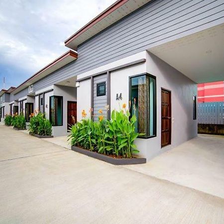 The Sleep Resort Chiang Mai Exterior photo